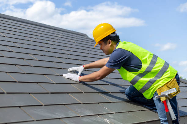 Best Slate Roofing Contractor  in Maine, WI