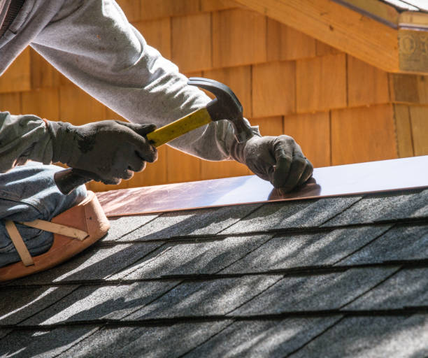 Best Shingle Roofing Installation  in Maine, WI